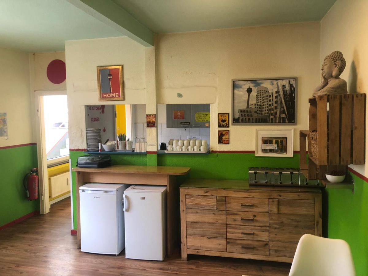 Backpackers Duesseldorf - Self Check-In Hostel Eksteriør bilde