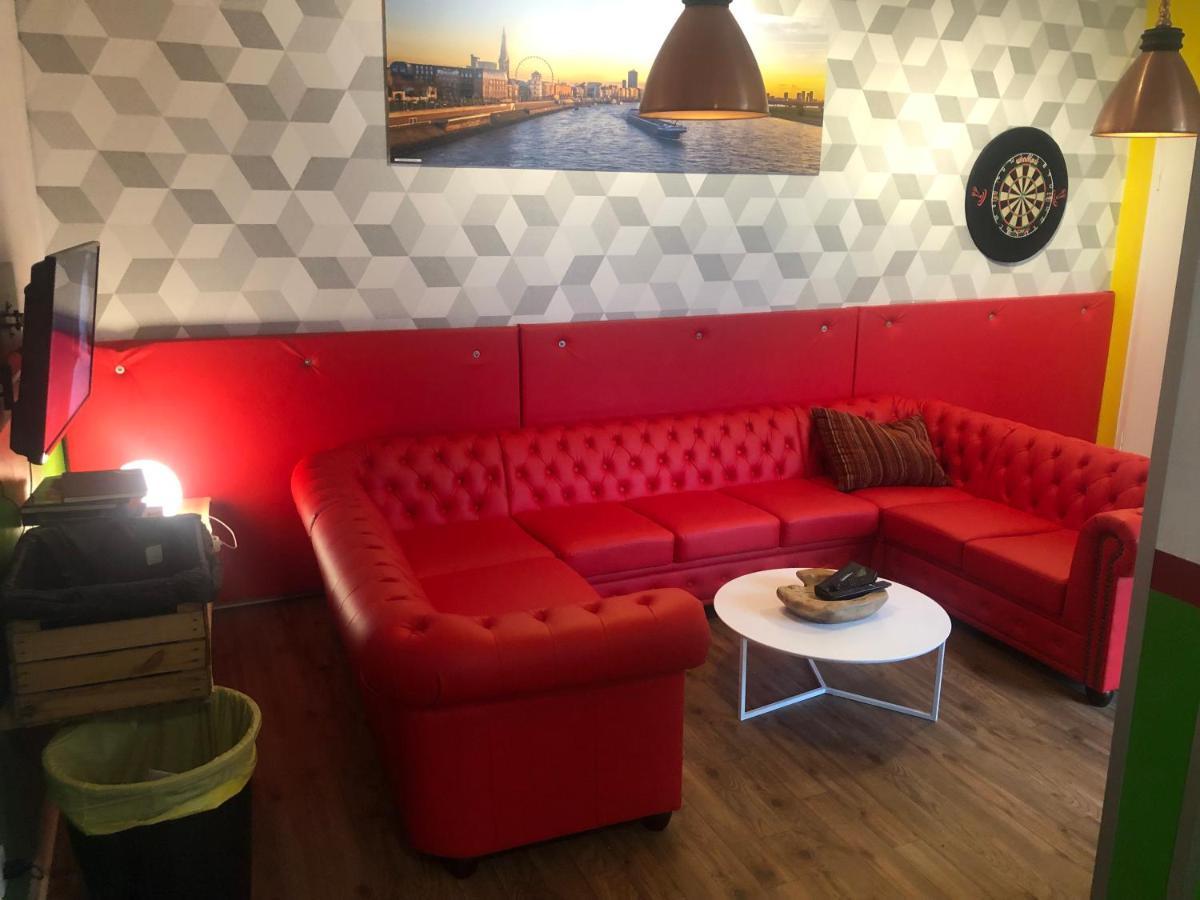 Backpackers Duesseldorf - Self Check-In Hostel Eksteriør bilde