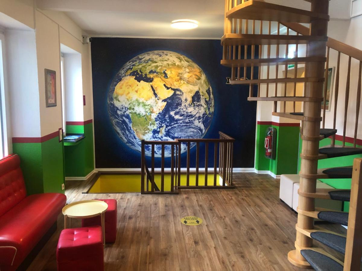 Backpackers Duesseldorf - Self Check-In Hostel Eksteriør bilde
